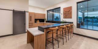 Marlowe Peoria Gallery 15