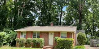 Brick Ranch in Yorkmount Area near Tyvola Brick Ranch in Yorkmount Area near Tyvola Gallery 1