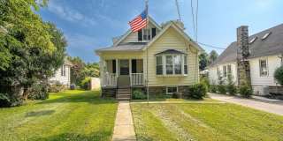 18 CLOVER Lane Gallery 1