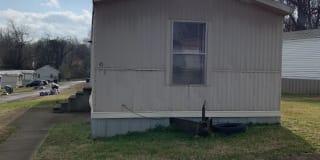 319 Belew Street Gallery 1