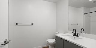 Strata Gallery 22