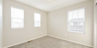 6073 North Orleans Street Gallery 10