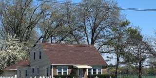 1000 E Touhy Avenue Gallery 1