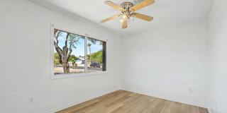 2601 E DAHLIA Drive Gallery 21