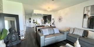 **"Modern Elegance: Fully Updated 3-Bed, 2.5-Bath Townhome with Designer Kitchen"** Gallery 6