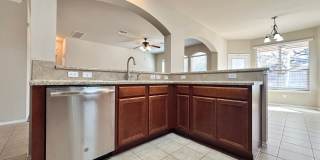 1/2 Off 1st Months Rent!  Viewable Now!  Price Drop! Gallery 21