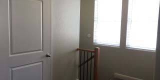 3 bed 2 bath Townhome for rent, small dog under 20 lbs allowed! Gallery 9