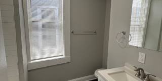 East Baltimore 2 Bedroom w/Den 1.5 Bathroom Gallery 21