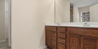 Beautiful  3 bedroom Townhome Living in Apex, NC Gallery 19