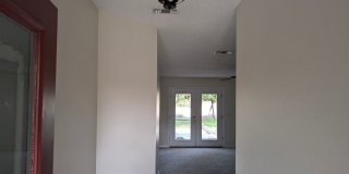Updated 4‑Bedroom Home on a Quiet Street — 1,695 sq ft, Large Garage — Now Accepting Applications Gallery 3