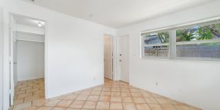 Spacious 1 bed 1 bath unit in Victoria Park! Gallery 7