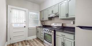 Spacious 3-Bedroom/ 1.5 Bathrooms home with Modern Amenities in East Baltimore Gallery 1