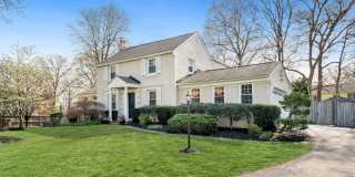 1913 WOODFORD Road Gallery 32