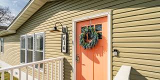 616 Newport Avenue Gallery 3