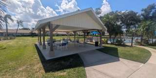 Annual unfurnished   **55+**     2/2 villa downtown Sarasota Gallery 29