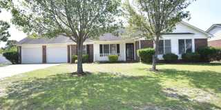 COMING SOON!! 4 Bedroom and 2 Bath Home (Pets Considered) Gallery 1