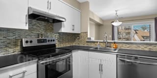 1043 Warwick Ct Gallery 1