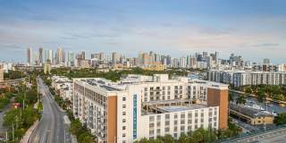 Riverhouse at 11th Apartments Riverhouse at 11th Apartments Gallery 1