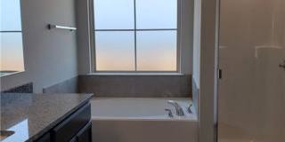 Charming and well-maintained home in a convenient Temple location Gallery 11