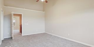 172 Straughn Lane Gallery 21