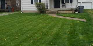 Spacious  Eastside Two Bedroom Single Family Near 38th and Emerson Gallery 1