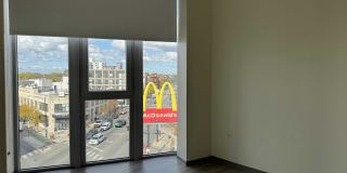 1922 N Milwaukee Ave Gallery 4