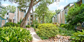 Oak Creek Gallery 19