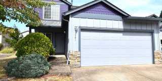 Spacious corner lot Townhome Gallery 1