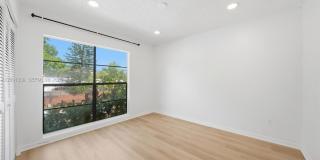 6704 SW 114th Pl Gallery 25