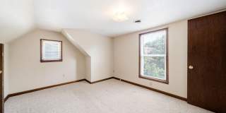 1612 Ellwood Ave Gallery 17