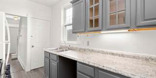 Gorgeous 3 Bedroom House in Beechview available July 1! Gallery 9