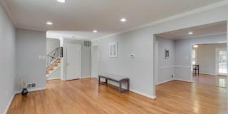 5612 EASTBOURNE Drive Gallery 5