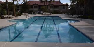 N.W. GATED COZY CONDO W/ COMMUNITY POOL AND SPA Gallery 3