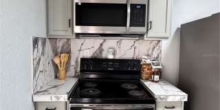 1040 RANDALL STREET Gallery 24