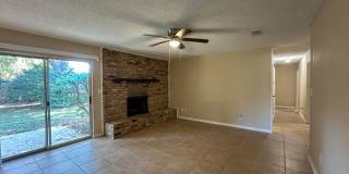 Well Kept 3 Bedroom 2 Bath House Available for Rent in Scenic Heights! Well Kept 3 Bedroom 2 Bath House Available for Rent in Scenic Heights! Gallery 3