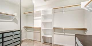 7719 Poppy Gallery 24