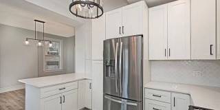 5 bedroom home in the Upper Hill District Gallery 14