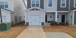 Remarkable 3 bd and 2.5 ba Townhome with Great Amenities and Close to Fort Jackson! Gallery 1