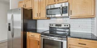 Waterside at RiverPark Place Gallery 2