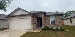 Comfortable 4-Bedroom Living in Lockhart Gallery 1