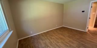 NORTHWEST  |  EXCELLENT LOCATION  |  FRESH PAINT INSIDE & OUTSIDE (July 2026)  |  SINGLE STORY  |  SHED Gallery 20