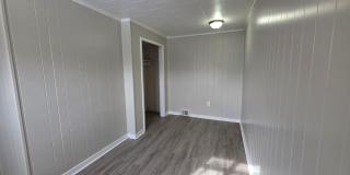 4 Bedroom, 2 Bathroom House in the South Side! Gallery 14