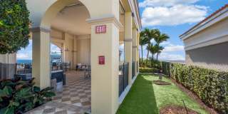 701 S Olive Avenue Gallery 16