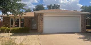 Pre-Leasing - 3 bed 2 bath Gallery 1