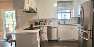 Charming Home with Pool & Prime Location! Gallery 9