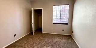 3 Bedroom Condo located off of Warm Springs and South Durango!!! Southwest Location! Gallery 1