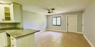 709 SE 8th Terrace Gallery 2