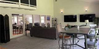 607 Castle Boulevard Gallery 13