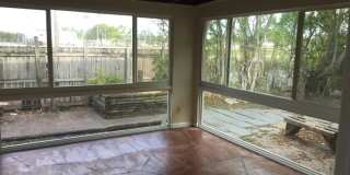 Large 4 -2 house in sw area ! Off Davie blvd Gallery 7