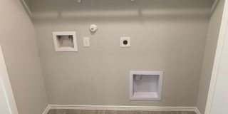 *COMING SOON* Comfortable Living with Open Kitchen & Fenced Yard! Gallery 15